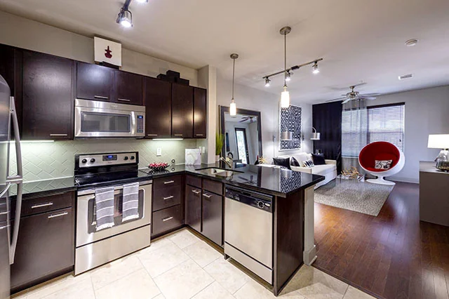 2411 Washington - Image 1