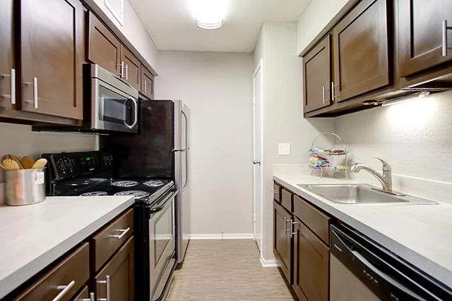 The Hudson At Westchase - Image 4