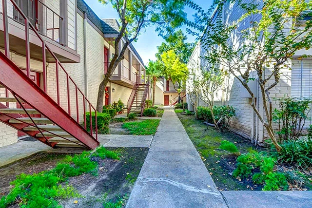 Montebello Gardens - Image 2
