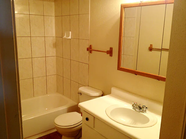Highland Square - Image 3