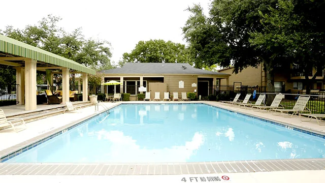 Grand At Westchase - Image 2