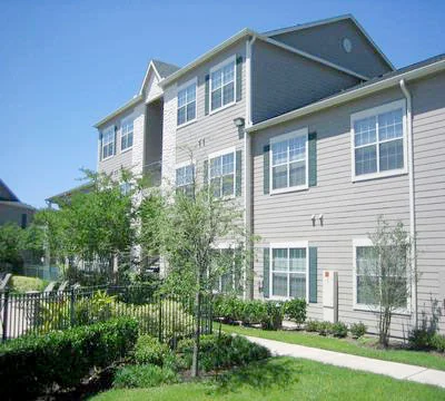 Oak Grove - Image 2