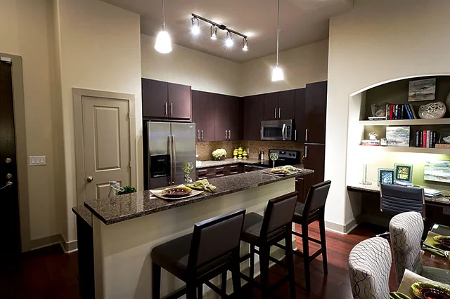 Hanover Rice Village - Image 5