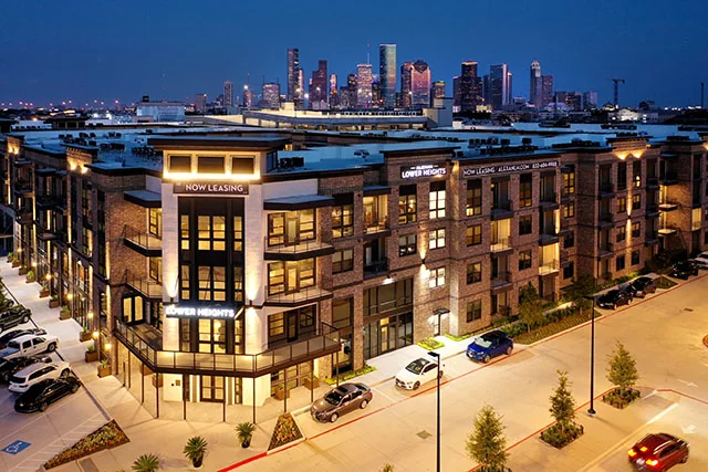 27 Seventy Lower Heights - Image 4