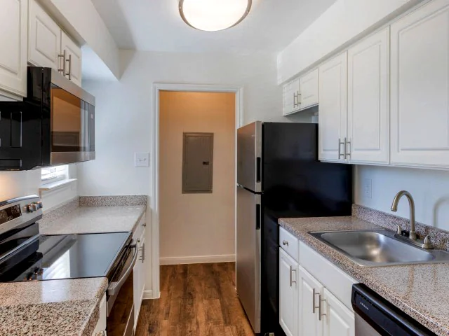 Driscoll Place - Image 4