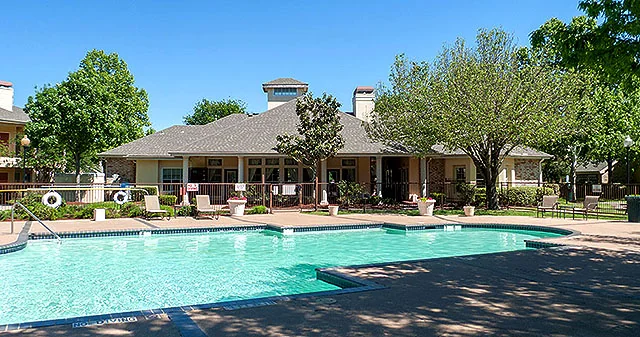 Hollister Place