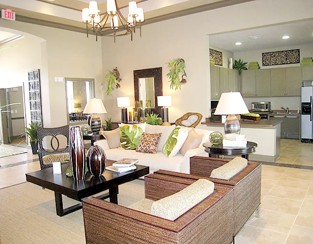 Towne West - Image 5