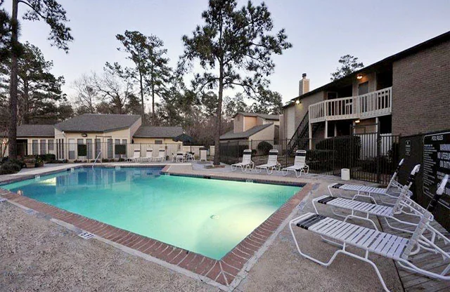 Kendall Manor - Image 2