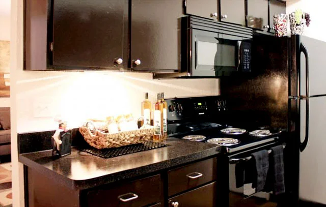 Kendall Manor - Image 4