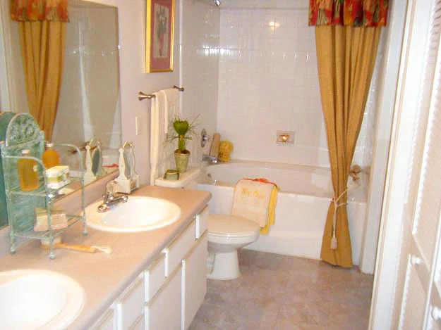 The Lodge At West Oaks - Image 5