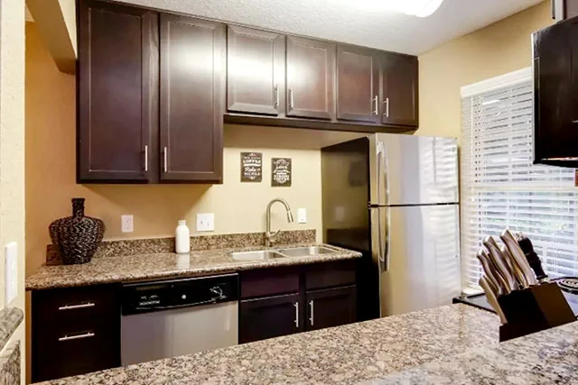 Dwell At Clear Lake - Image 4