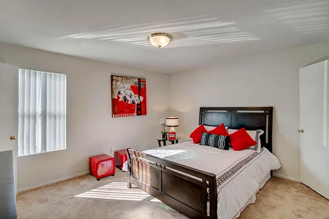 Brays Oaks Village - Image 5