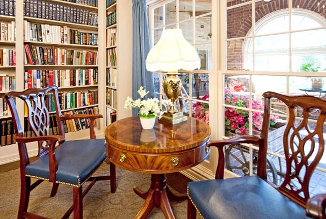 Village On The Park Friendswood - Image 4