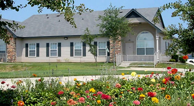 Almeda Park - Image 1