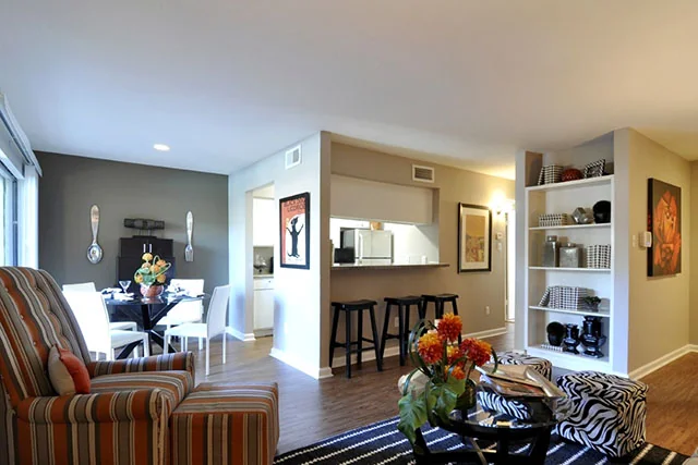 The Oaks Of Westchase - Image 3