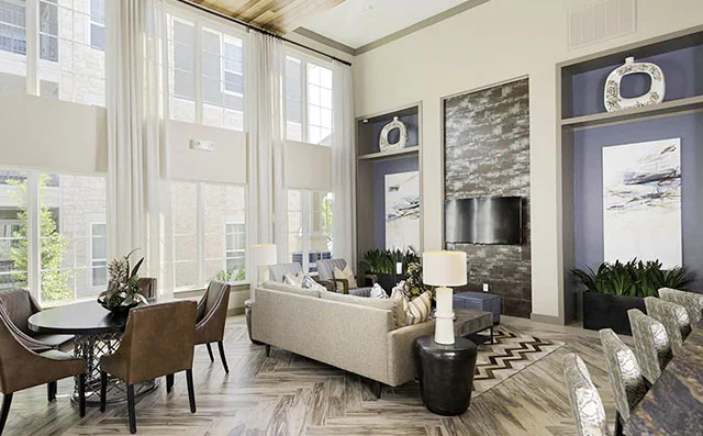 7970 Grand - Image 4