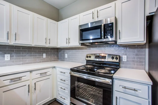 Aventura On Briar Forest - Image 4