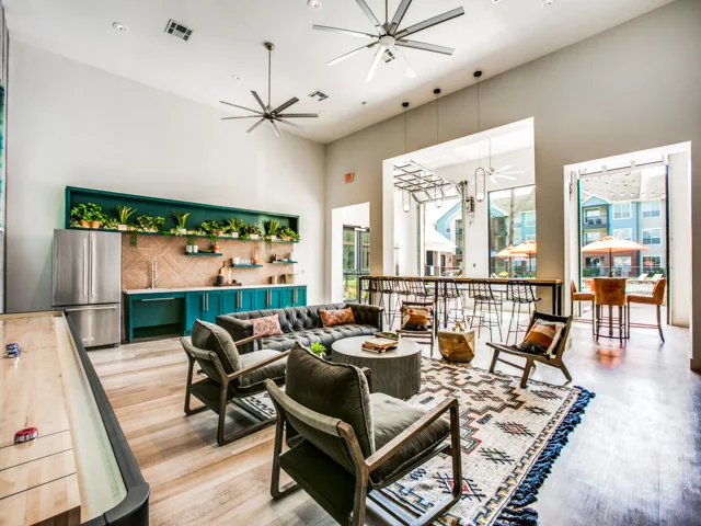 Aventura On Briar Forest - Image 5