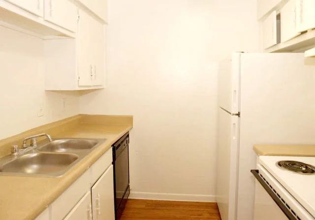 74 Lyerly Place - Image 2