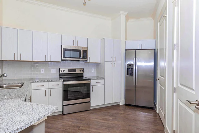 Ivy Point Friendswood - Image 4