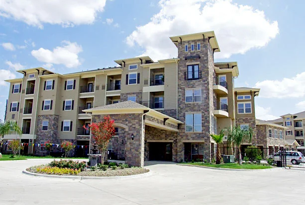 West Oaks Village - Image 2