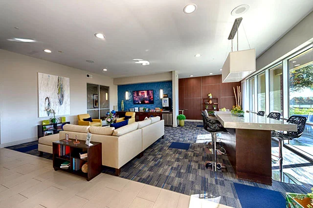 Regard At Med Center - Image 3