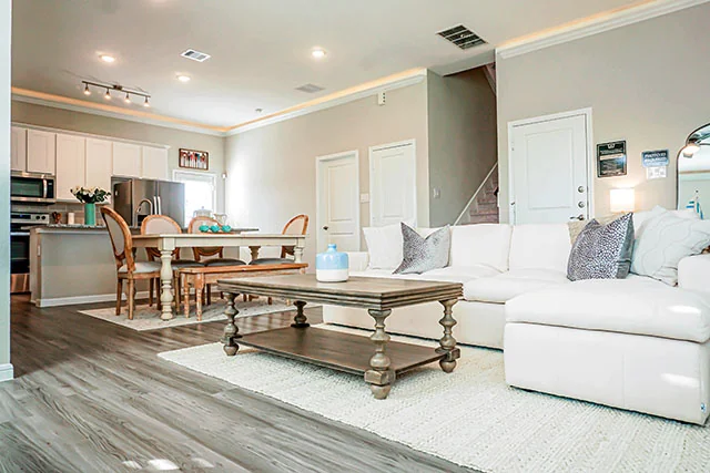 Lakeside Conroe - Image 2