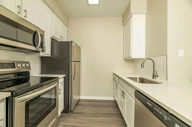 2800 Tranquility - Image 2