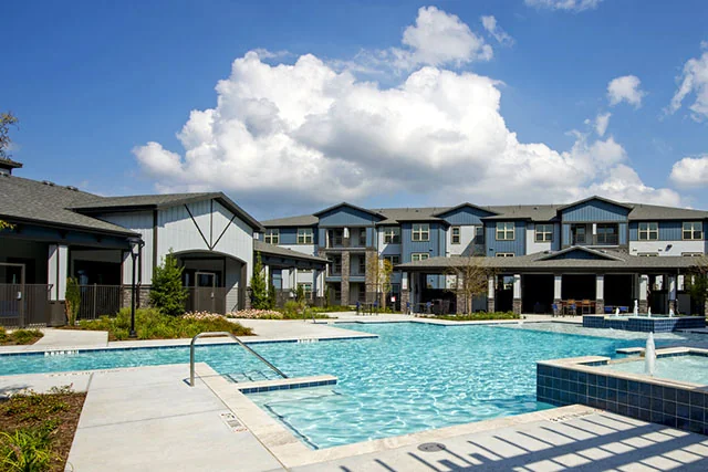 The Henry At Lake Houston