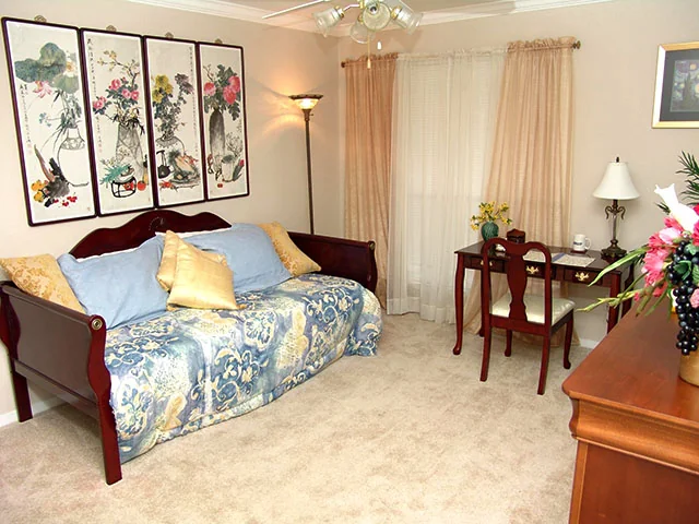 SunBlossom At Woodlake - Image 5