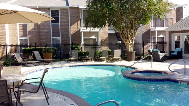 Lenox Park - Image 3