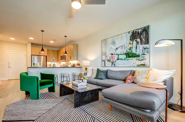 Encore Motif At Grand Crossing - Image 4