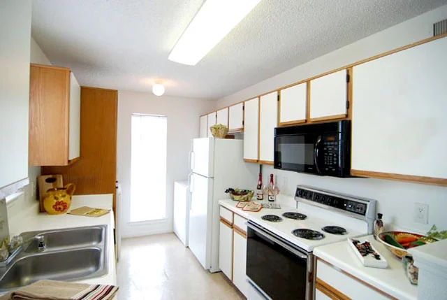 Savannah Place I & II - Image 3