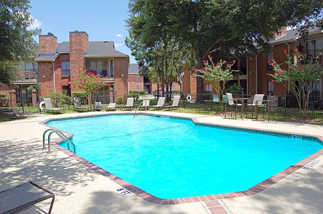 The Avery At Deer Park