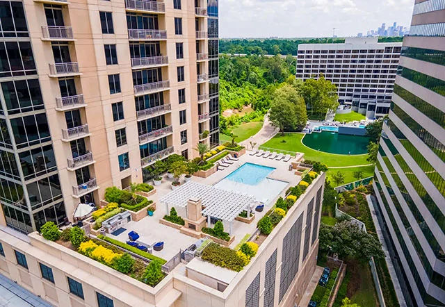 7 Riverway - Image 5
