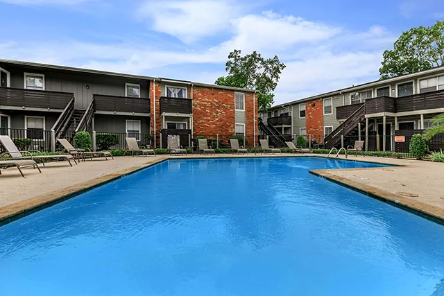 Regal Pointe - Image 2