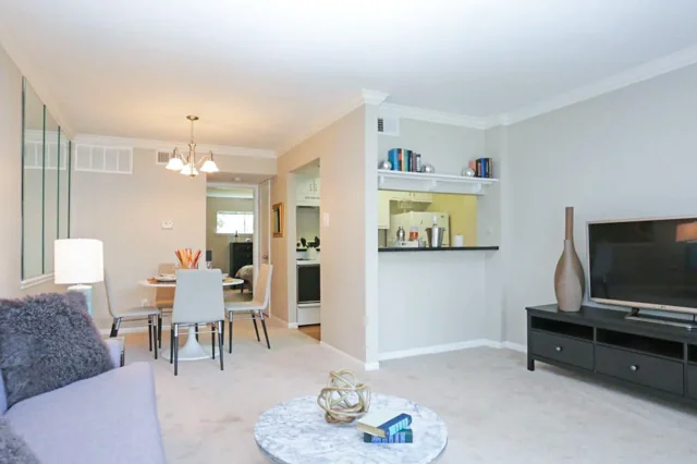 Brittany Place - Image 4