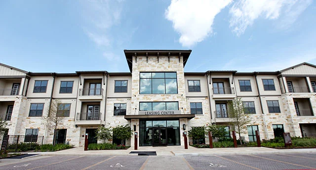 Elevate Spring Crossing - Image 2