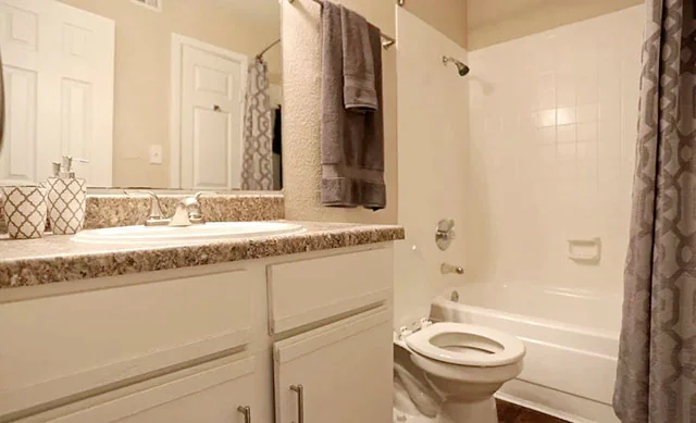 Serena Heights - Image 5