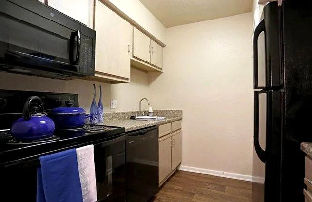 Serena Heights - Image 3