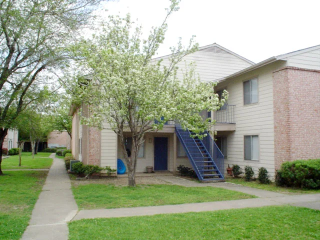Park Place - Image 4