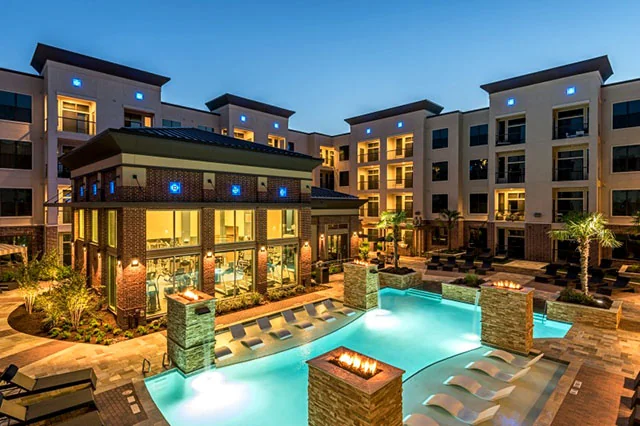 2626 Fountain View