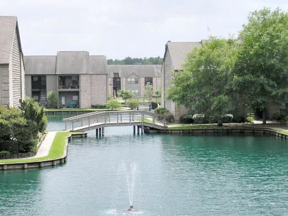 Lakebridge