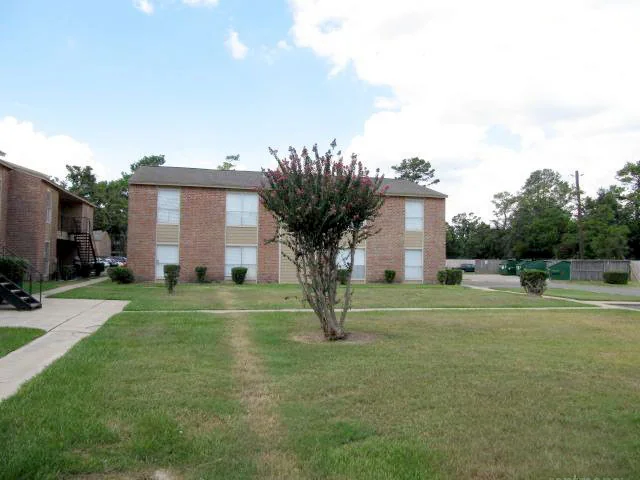 Bay Oaks - Image 5